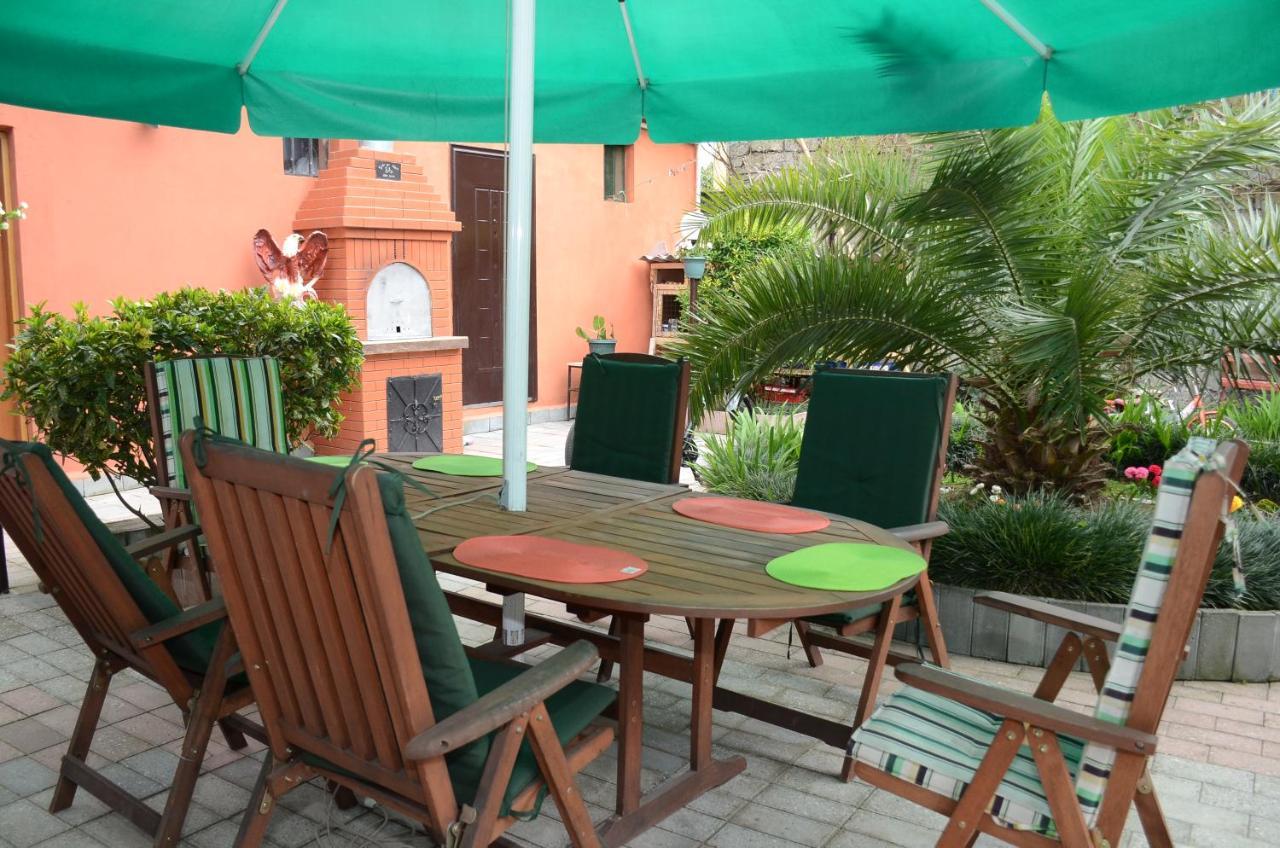 Nana'S House Hotel Batumi Exterior foto
